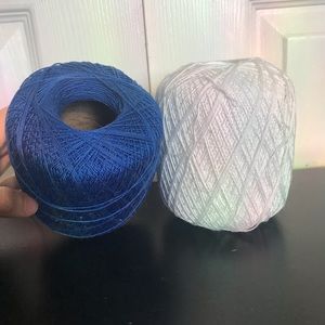 Blue and white thread pack